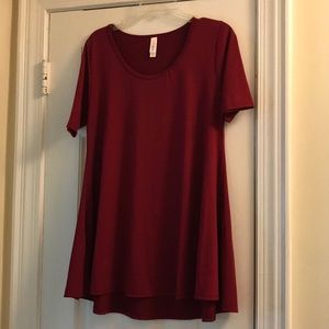 Lularoe Perfect tee size small